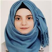 Pharmacist tutor who offering online sessions for undergraduate students